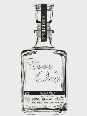 Cava De Oro Anejo Cristalino 750ml