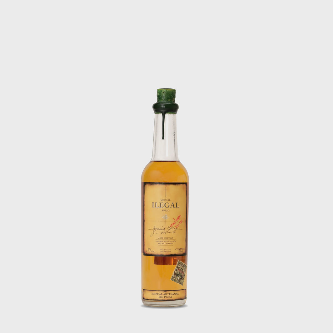 Mezcal Ilegal Anejo 375ml